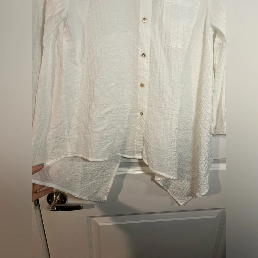Pink Ripple White Flowy Real Shell Button Down Collared Blouse Size Small - Picture 12 of 14